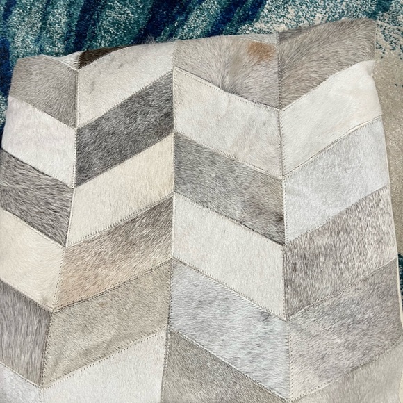 ONE- Never used genuine Cowhide Patchwork Chevron Pillowcase/ 4 available - Picture 8 of 8